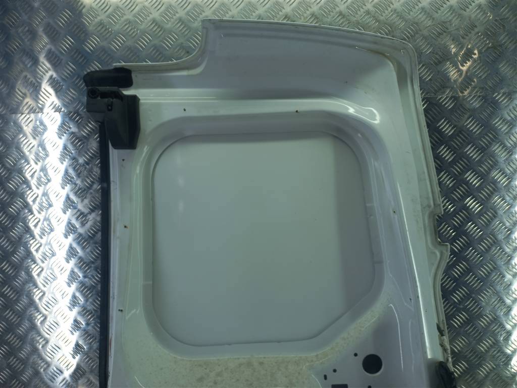 дверь распашная FORD Tourneo Connect  2329262, 34900 рублей, Москва