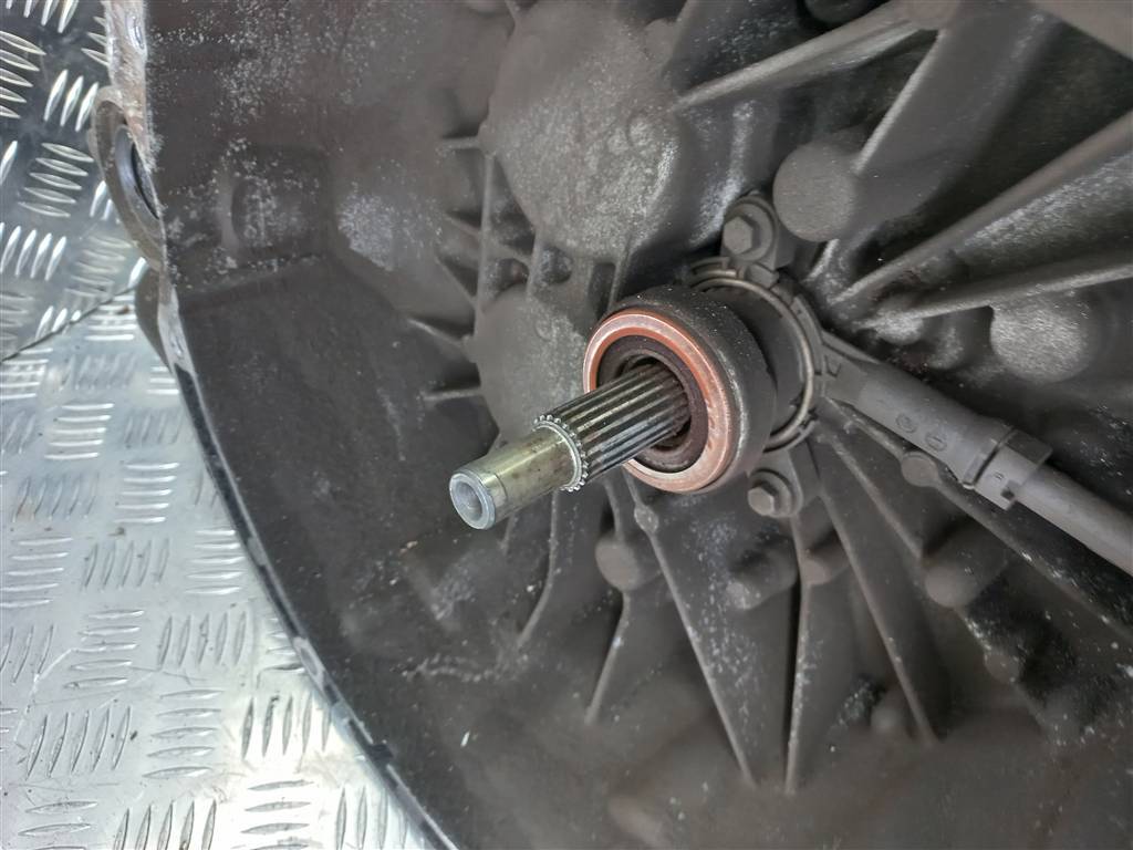 мкпп Opel Movano  4406225, 103900 рублей, Москва