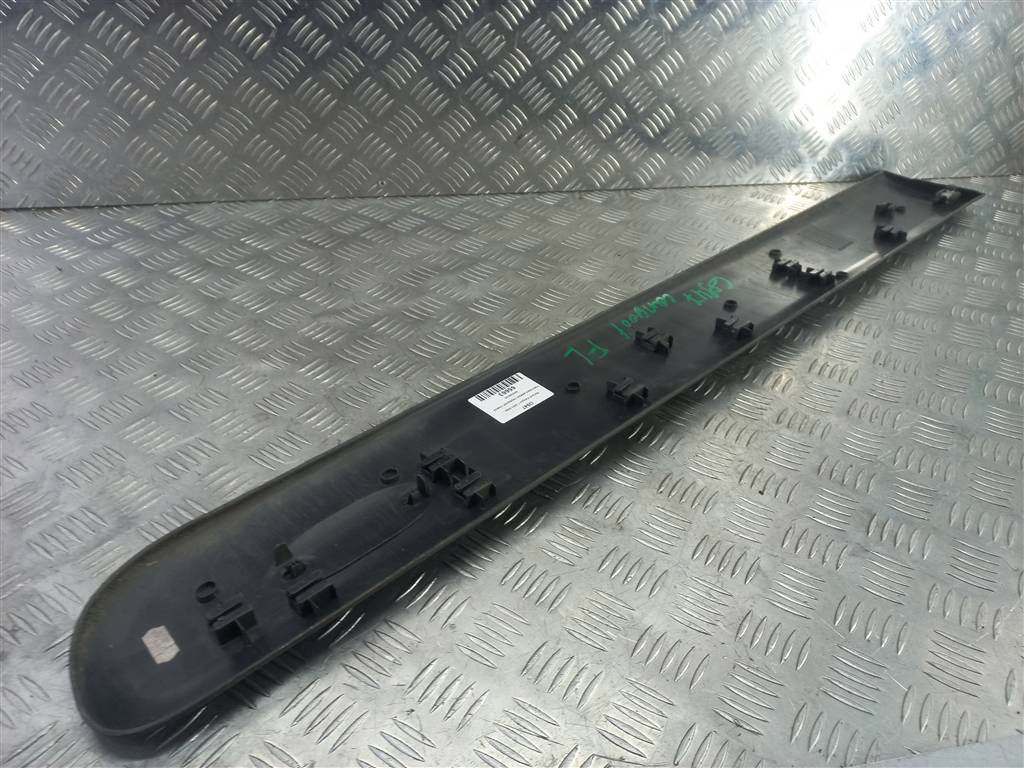 накладка двери Renault Kangoo  8200389340, 2700 рублей, Москва