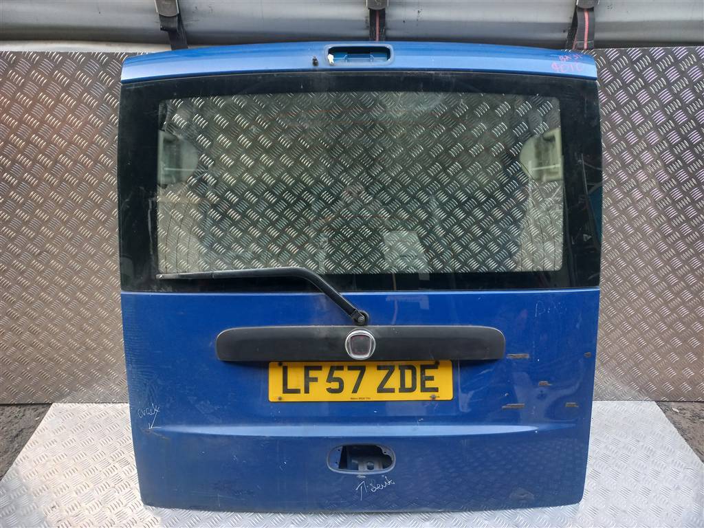 крышка багажника Fiat Doblo  51779357, 5000 рублей, Москва