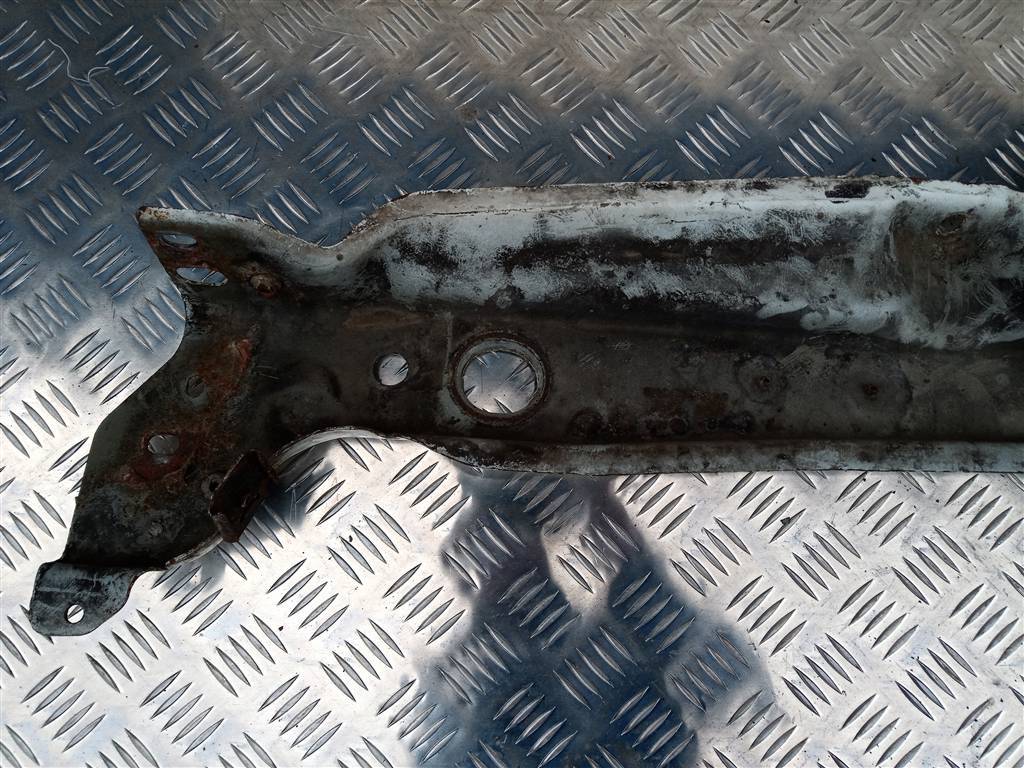 панель (телевизор) FORD Transit  1798287, 1550 рублей, Москва