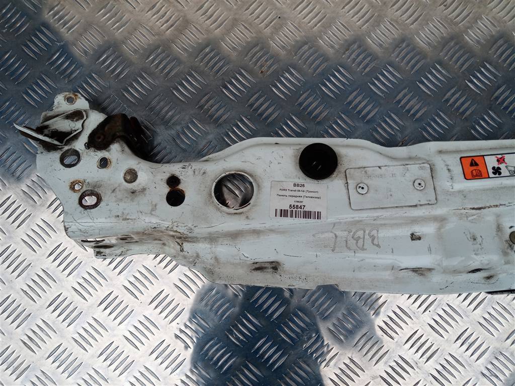 панель (телевизор) FORD Transit  1798287, 1550 рублей, Москва