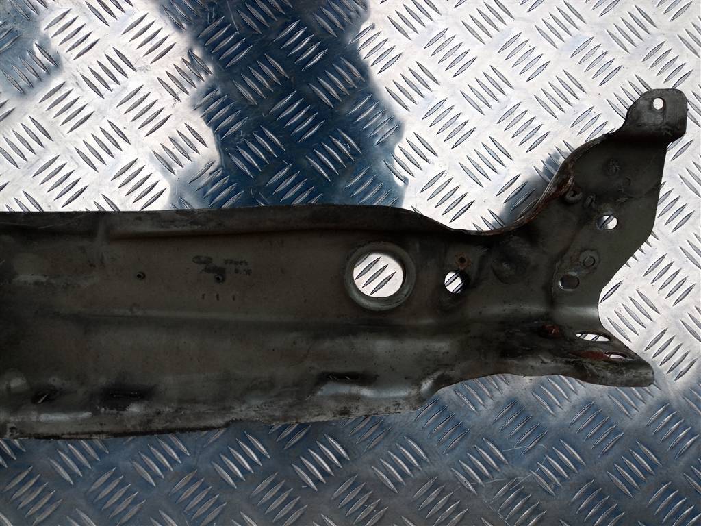 панель (телевизор) FORD Transit  1798287, 1550 рублей, Москва