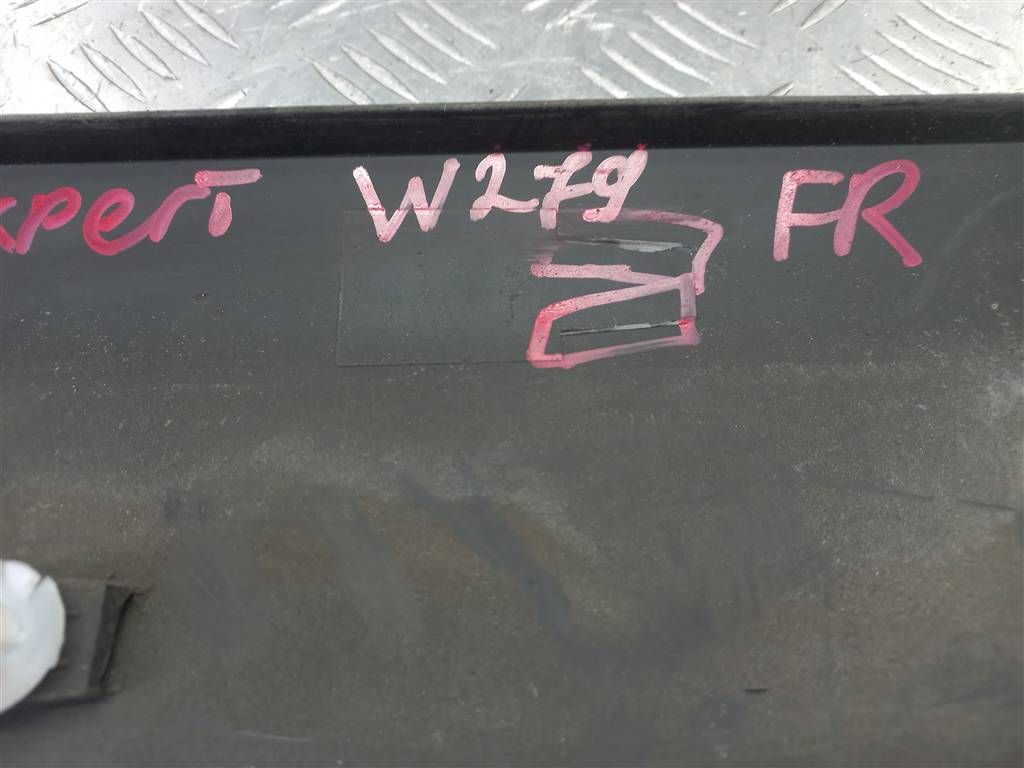 накладка двери Peugeot Expert  8545EQ, 1550 рублей, Москва