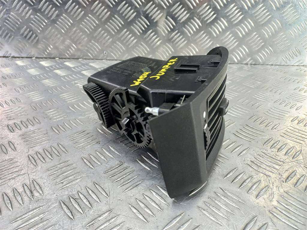 решетка воздуховода Citroen Jumper  1623838580, 2130 рублей, Москва