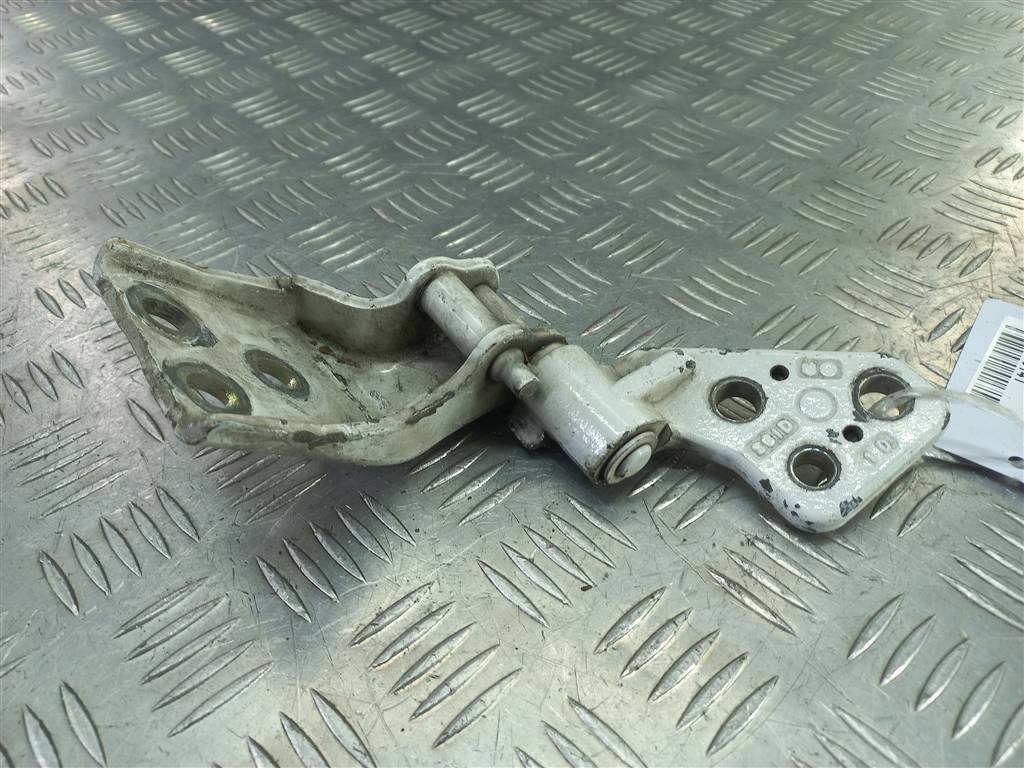 петля двери распашной Peugeot Partner  8717C0, 1550 рублей, Москва