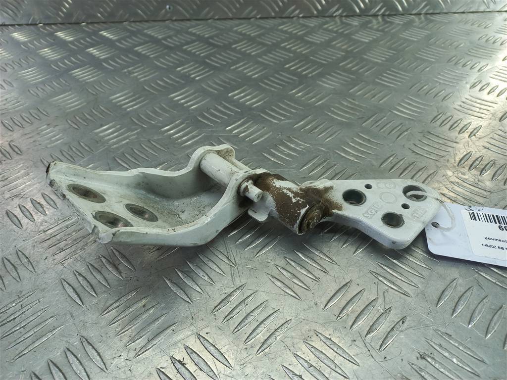 петля двери распашной Peugeot Partner  8717C0, 1550 рублей, Москва