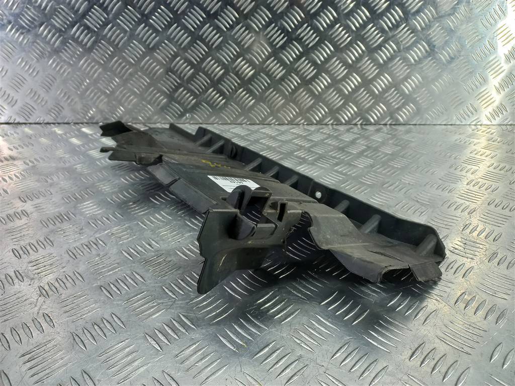 дефлектор радиатора (пыльник) Peugeot Partner  7104HL, 2130 рублей, Москва