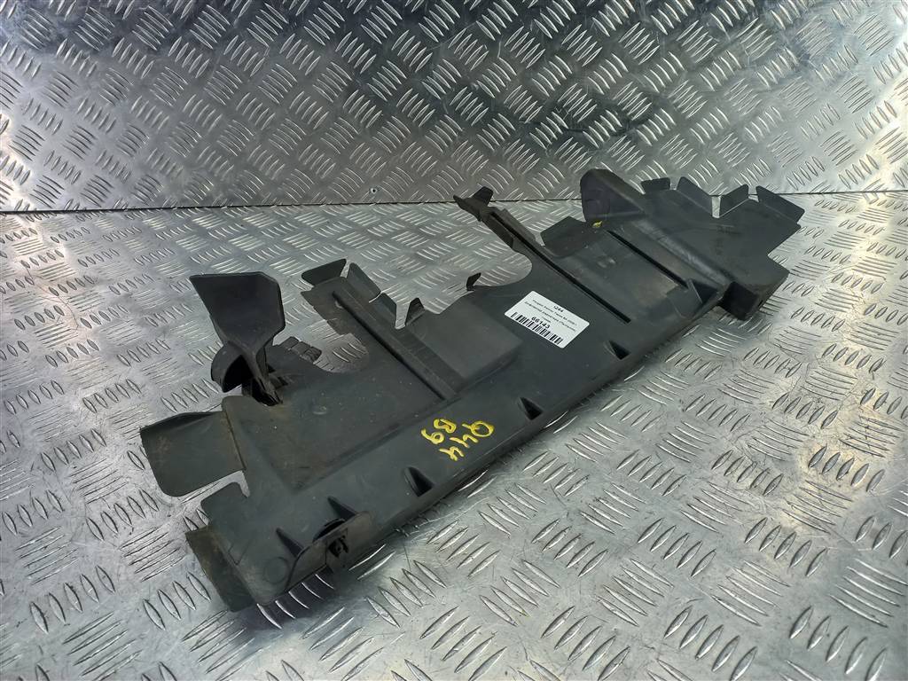 дефлектор радиатора (пыльник) Peugeot Partner  7104HN, 2130 рублей, Москва