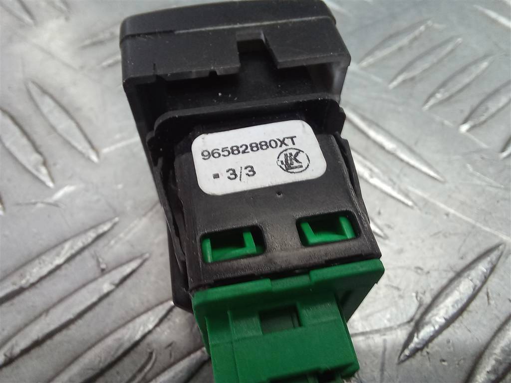 кнопка центрального замка Peugeot Partner  6490E1, 980 рублей, Москва