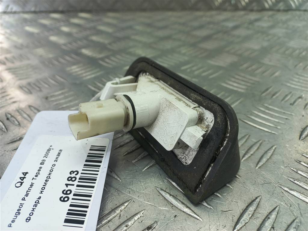 фонарь номерного знака Peugeot Partner  6340G7, 1090 рублей, Москва