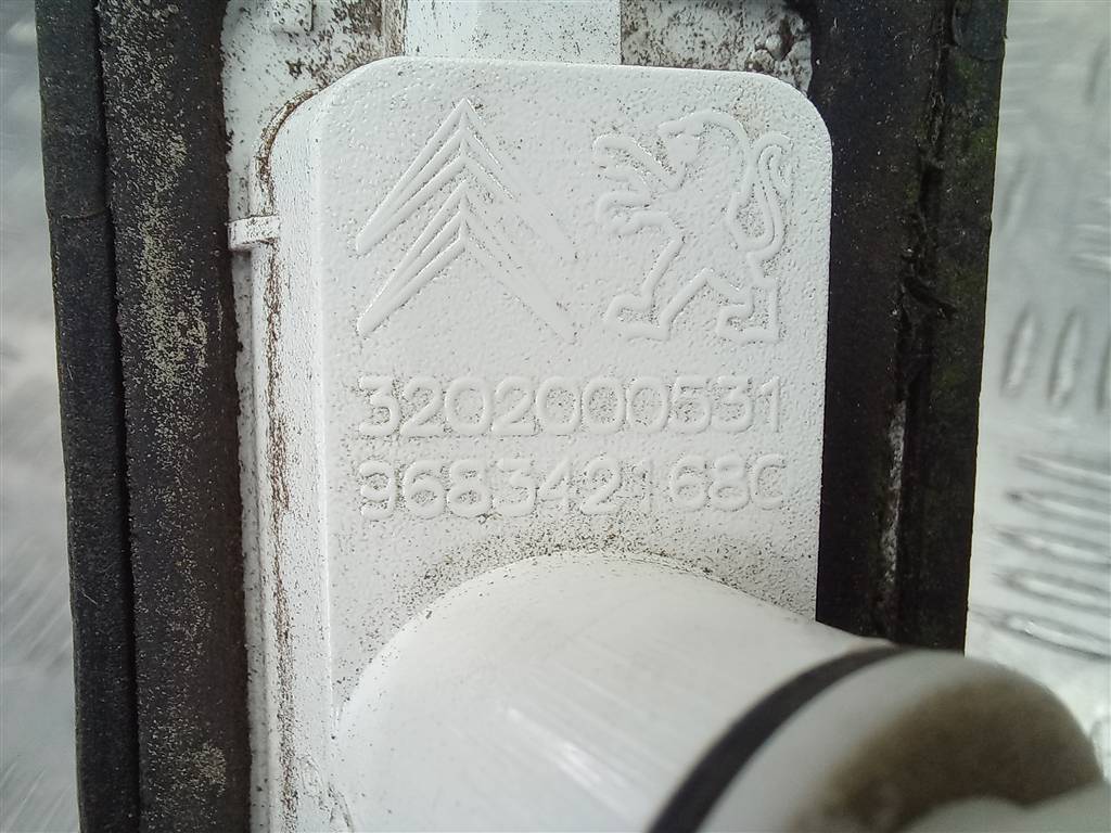 фонарь номерного знака Peugeot Partner  6340G7, 1090 рублей, Москва