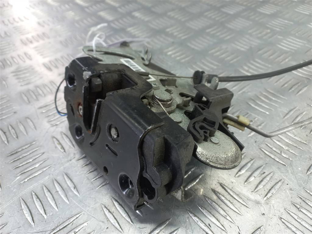 замок двери MERCEDES-BENZ Vito  A6397202735, 4430 рублей, Москва