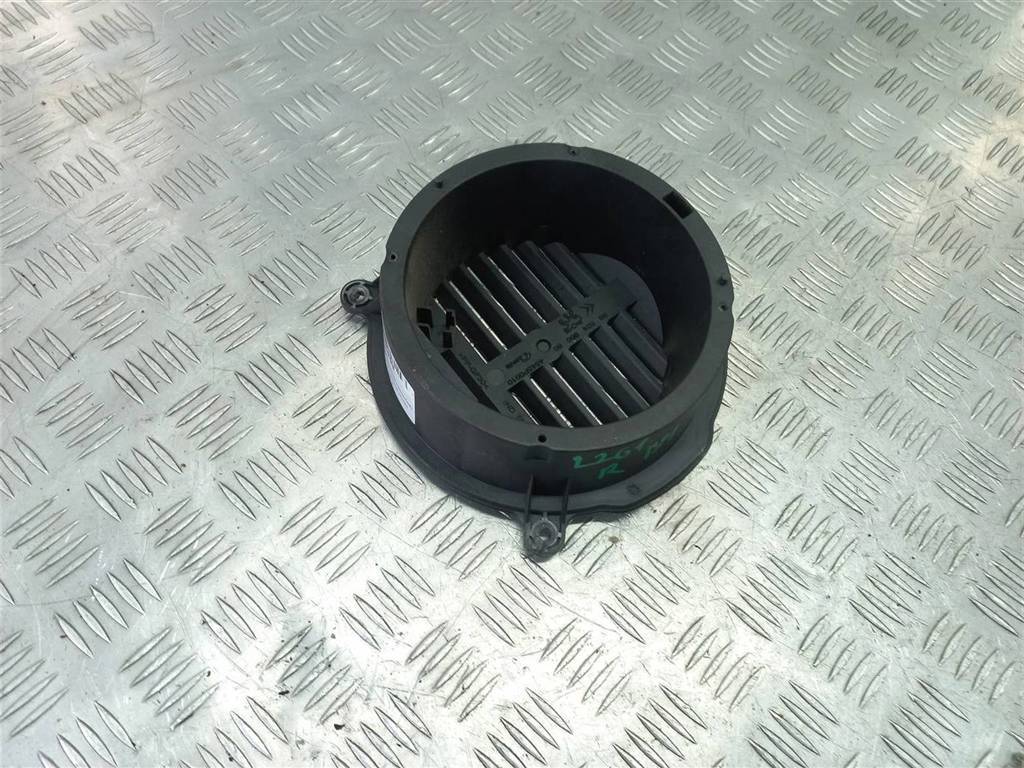 кронштейн динамика музыкального Citroen Berlingo  6562X5, 630 рублей, Москва