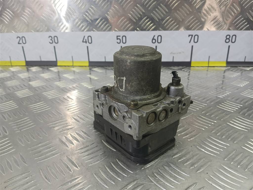 блок abs HONDA Accord 2.0 AT (155 л.с.)Accord  VII (2002—2006) Седан 57110SEA003, 2240 рублей, Москва