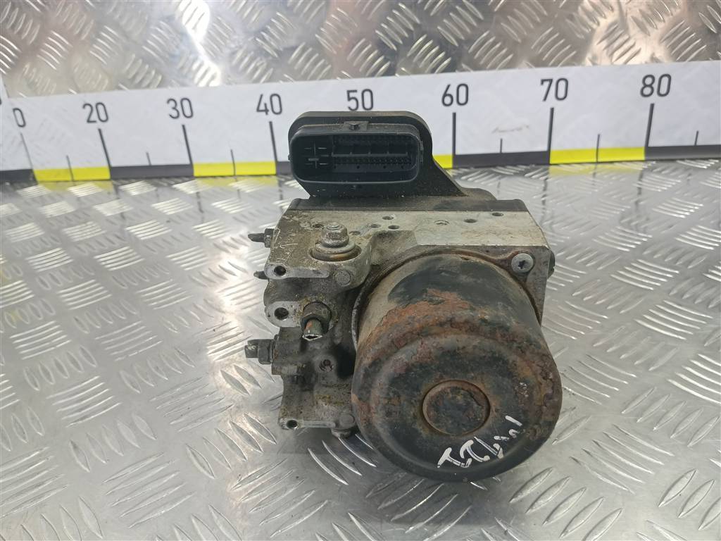 блок abs SUBARU Tribeca 3.0 4WD AT (245 л.с.)Tribeca  WX (2004—2007) Внедорожник 27596XA01A, 3620 рублей, Москва