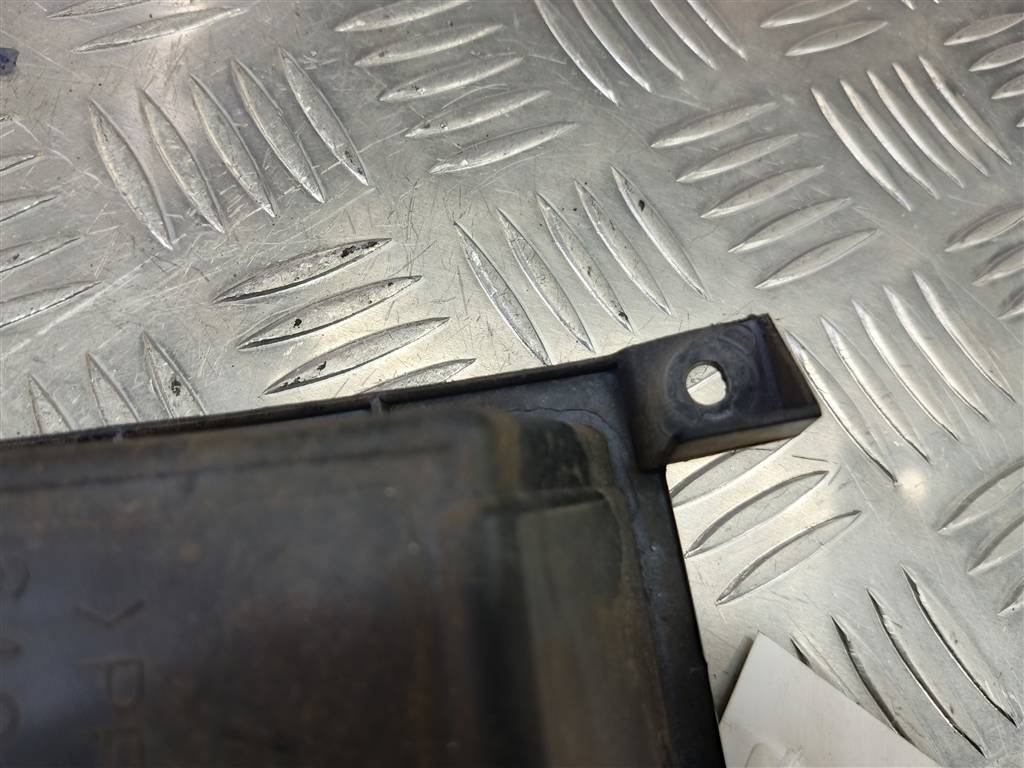 накладка бампера переднего MITSUBISHI LANCER  8321A055, 1210 рублей, Москва