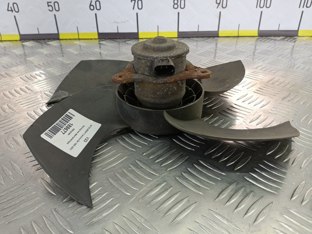моторчик вентилятора MITSUBISHI CARISMA  MR355468, 1090 рублей, Москва
