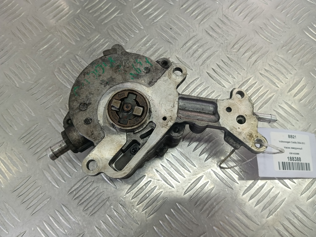 насос вакуумный Volkswagen Caddy  038145209M, 16500 рублей, Москва