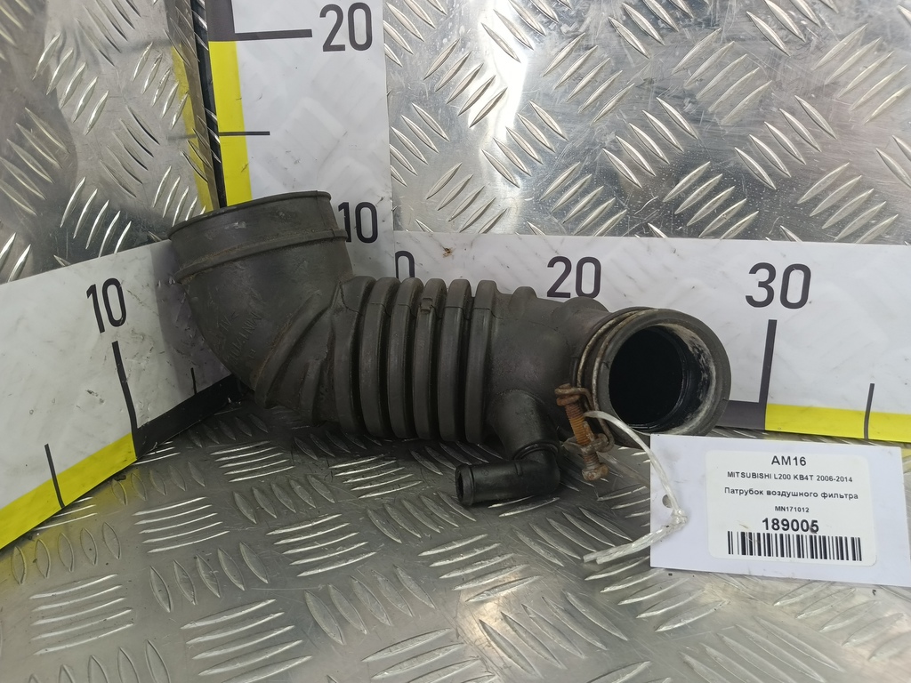 патрубок воздушного фильтра MITSUBISHI L200   MN171012, 2590 рублей, Москва