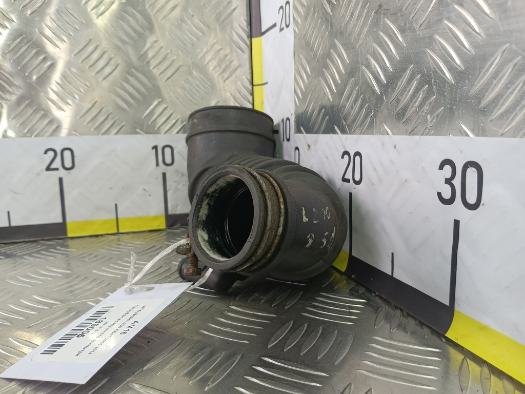 патрубок воздушного фильтра MITSUBISHI L200   MN171012, 2590 рублей, Москва