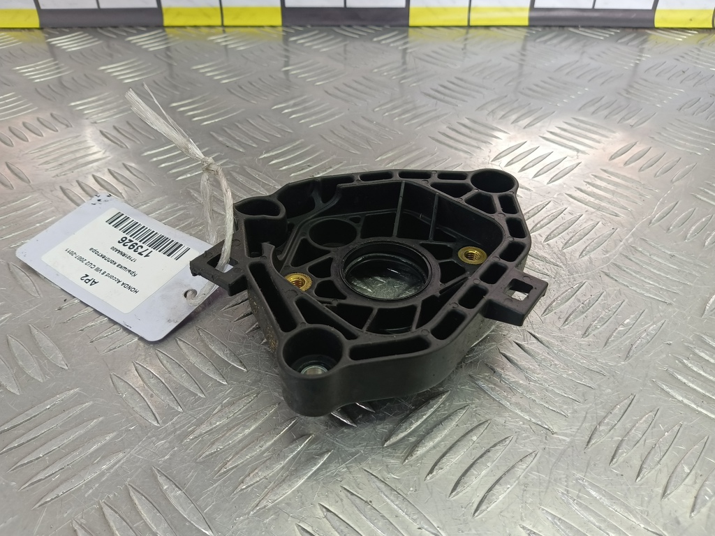 крышка коллектора HONDA Accord 2.0 AT (156 л.с.)Accord  VIII (2007—2011) Седан 17101R60U00, 520 рублей, Москва