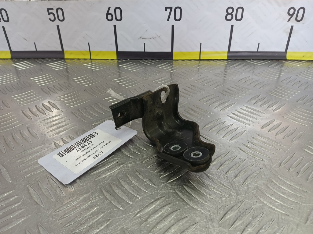 кронштейн коллектора HONDA Civic 1.8 MT (140 л.с.)Civic  VIII (2005—2009) Хетчбэк 17132RSAG00, 520 рублей, Москва