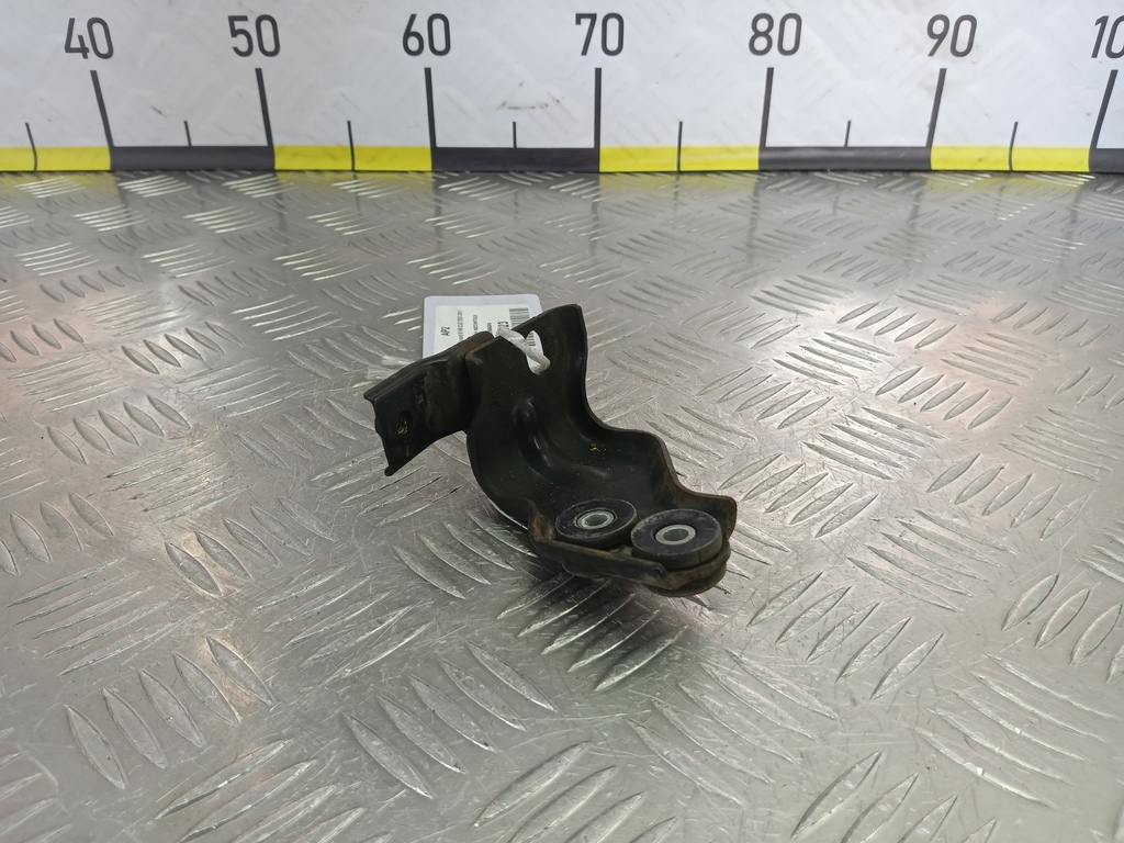 кронштейн коллектора HONDA Accord 2.0 AT (156 л.с.)Accord  VIII (2007—2011) Седан 17132RSAG00, 520 рублей, Москва