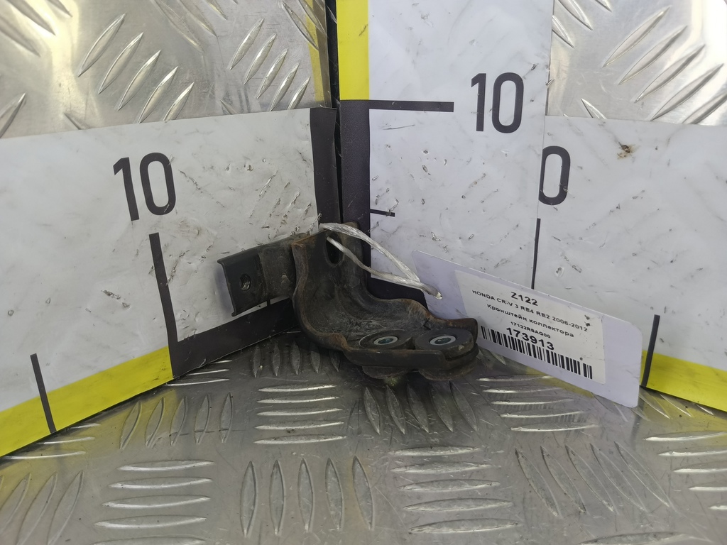 кронштейн коллектора HONDA CR-V 2.0 AT (150 л.с.)CR-V  III (2006—2009) Внедорожник 17132RSAG00, 520 рублей, Москва