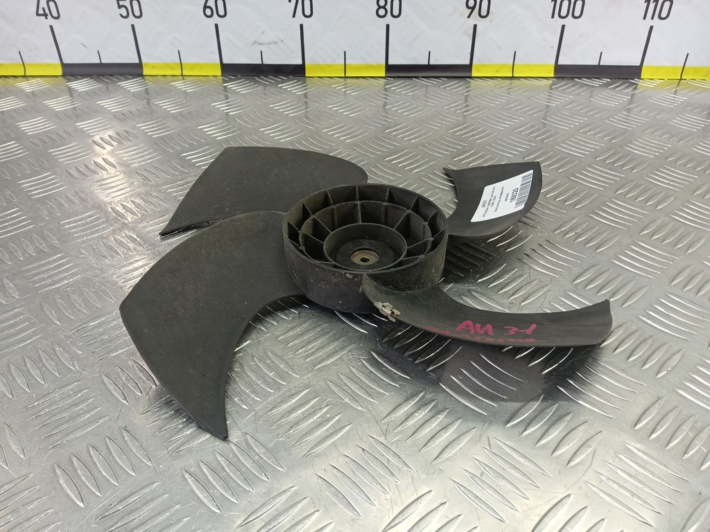 крыльчатка вентилятора MITSUBISHI CARISMA  MB925652, 520 рублей, Москва