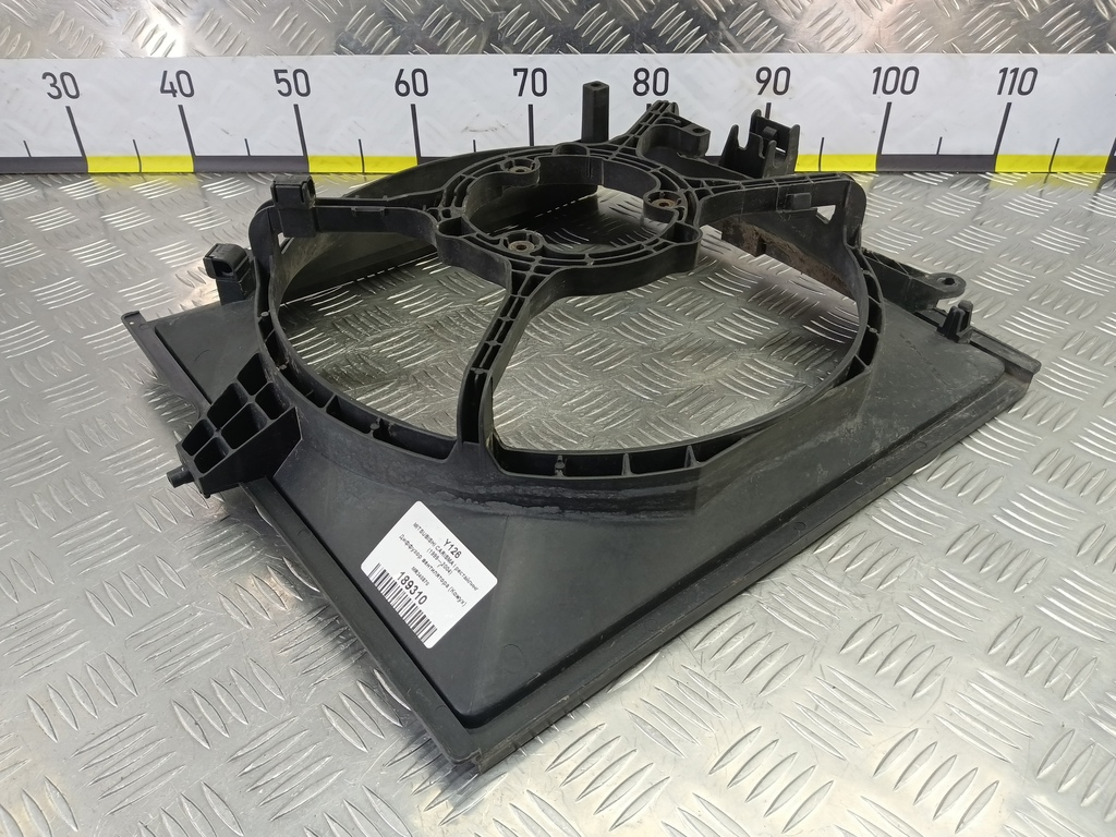 диффузор вентилятора (кожух) MITSUBISHI CARISMA  MR340870, 1090 рублей, Москва