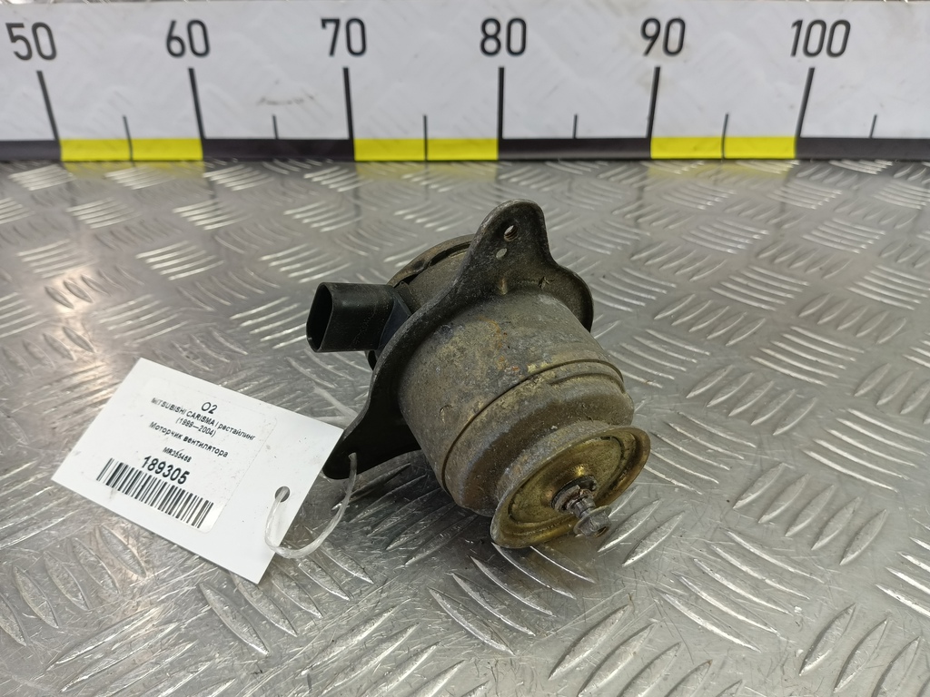 моторчик вентилятора MITSUBISHI CARISMA  MR355468, 1090 рублей, Москва