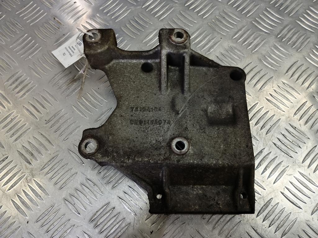 кронштейн компрессора кондиционера MITSUBISHI LANCER  7813A164, 750 рублей, Москва