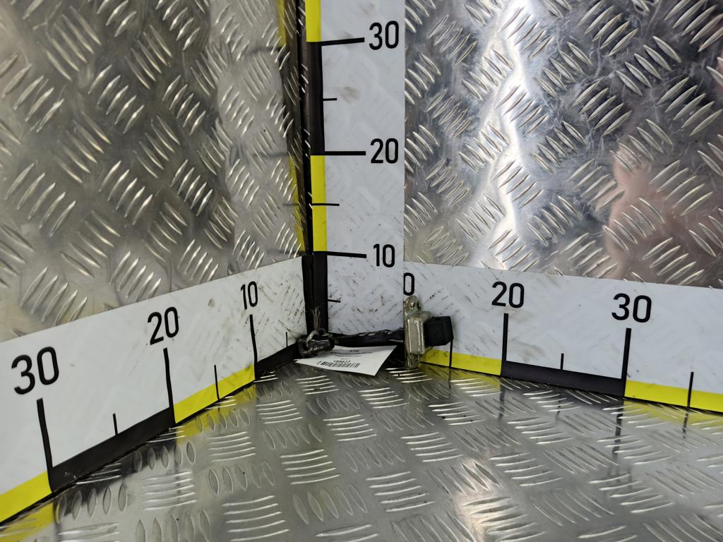 ограничитель двери MITSUBISHI LANCER  MR526777, 860 рублей, Москва