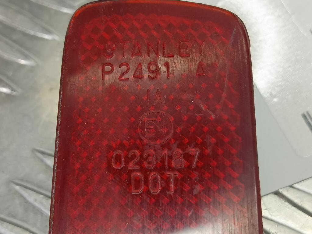 катафот MAZDA   D350515L0E, 1090 рублей, Москва