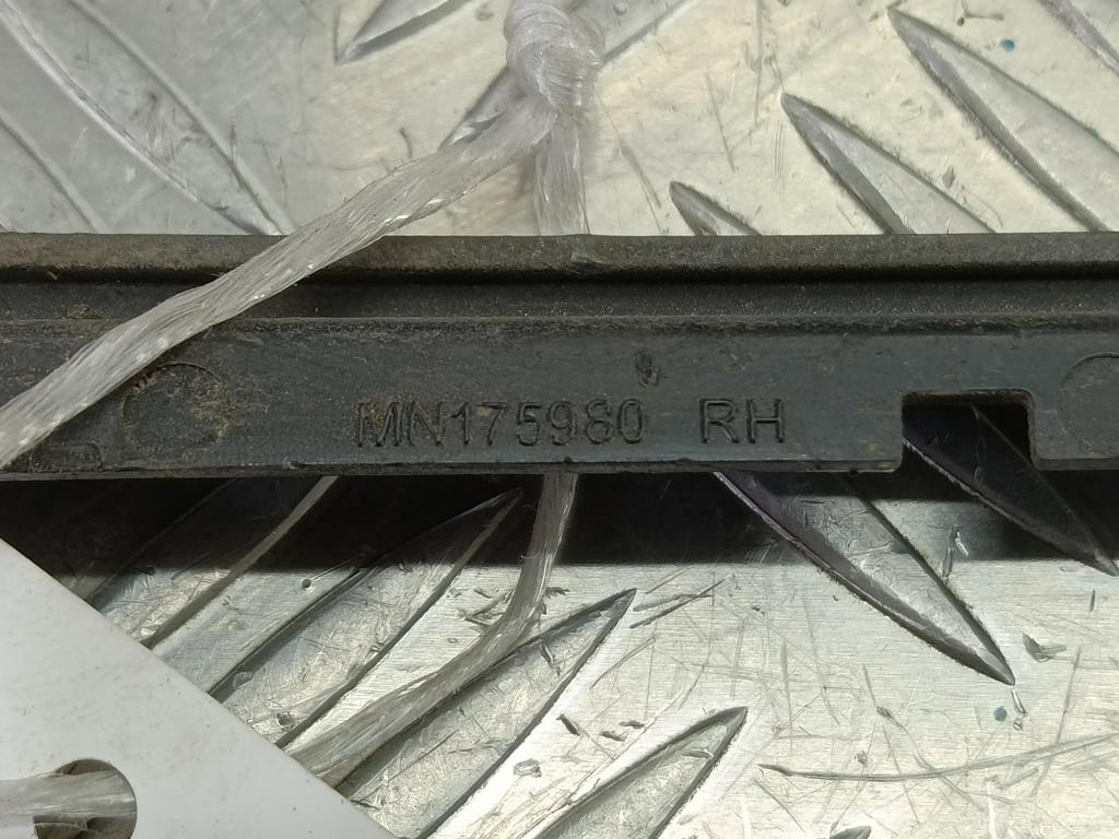 накладка бампера заднего MITSUBISHI LANCER  MN175980, 860 рублей, Москва