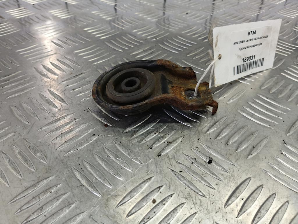 кронштейн радиатора MITSUBISHI LANCER  MR464628, 520 рублей, Москва