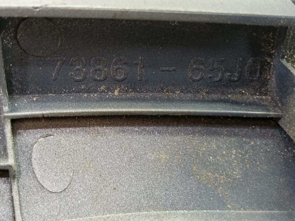 накладка декоративная SUZUKI Grand Vitara 2.0 4WD MT (140 л.с.)Grand Vitara  II (2005—2008) Внедорожник 7386065J0, 630 рублей, Москва