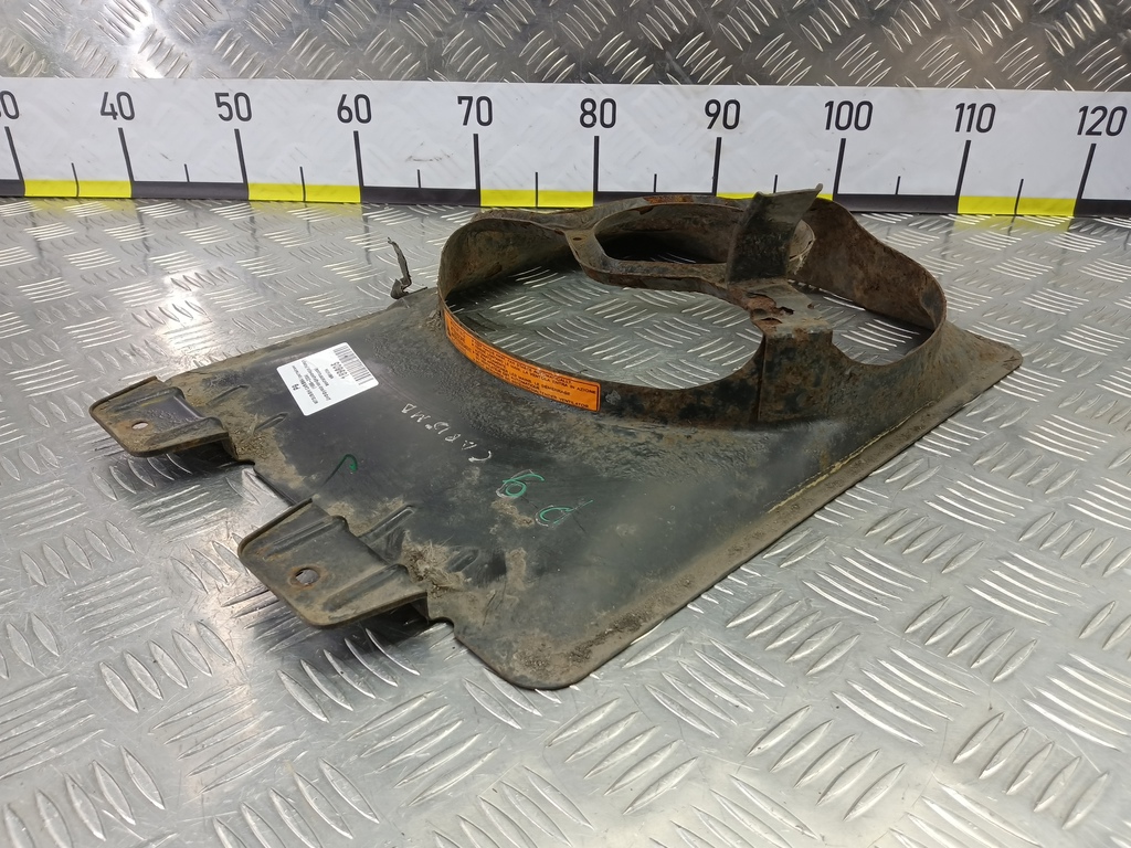 диффузор вентилятора (кожух) MITSUBISHI CARISMA  MR914724, 860 рублей, Москва