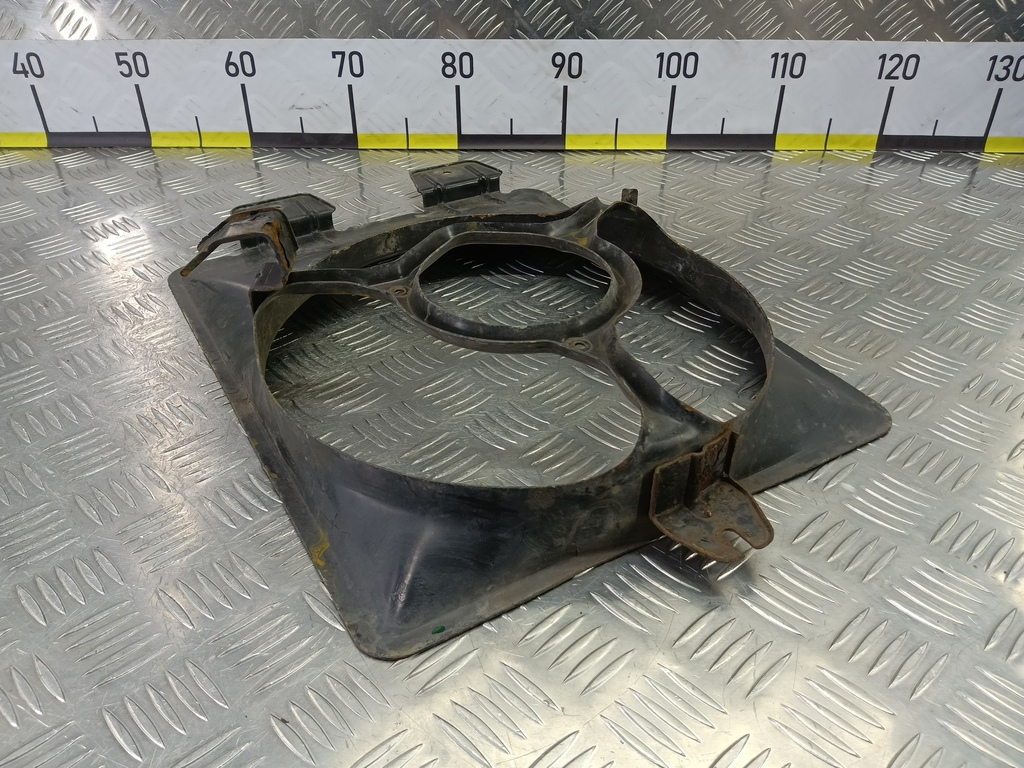 диффузор вентилятора (кожух) MITSUBISHI CARISMA 1.8 GDI AT (122 л.с.)Carisma  I рестайлинг (1999—2004) Лифтбек MR914724, 860 рублей, Москва