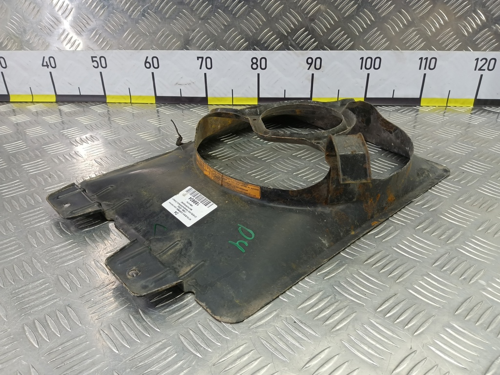 диффузор вентилятора (кожух) MITSUBISHI CARISMA  MR914724, 860 рублей, Москва