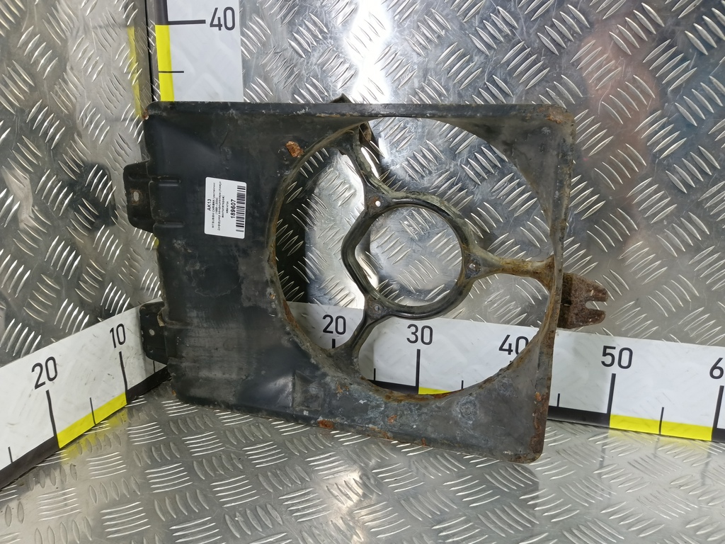 диффузор вентилятора (кожух) MITSUBISHI CARISMA  MR914724, 860 рублей, Москва