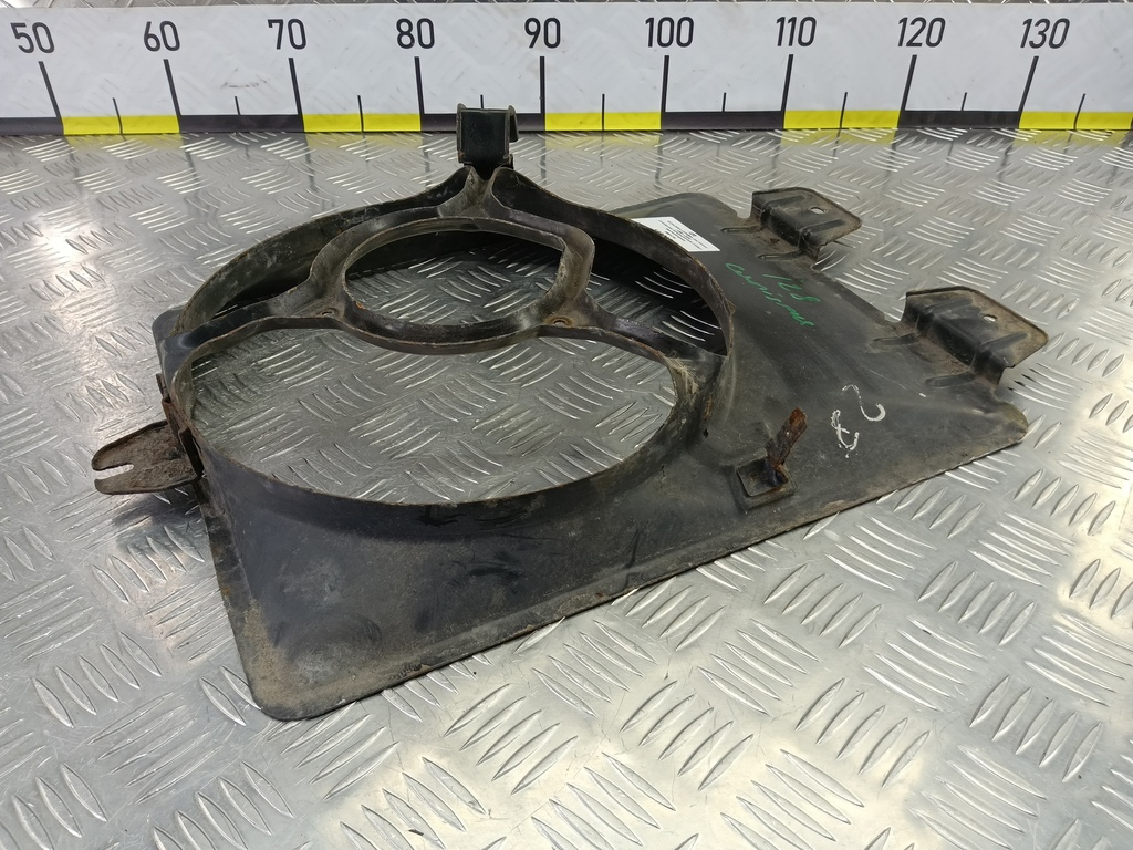 диффузор вентилятора (кожух) MITSUBISHI CARISMA  MR914724, 860 рублей, Москва