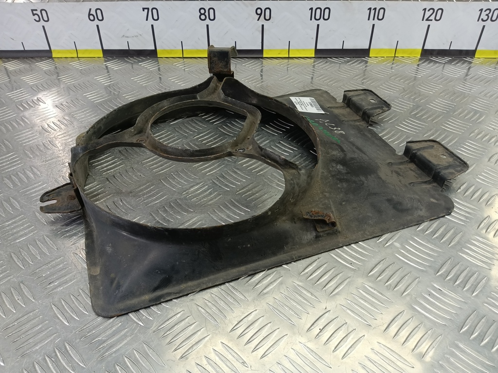 диффузор вентилятора (кожух) MITSUBISHI CARISMA  MR914724, 860 рублей, Москва