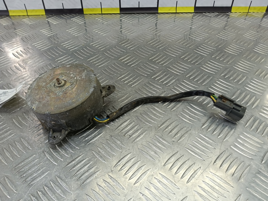 моторчик вентилятора MITSUBISHI CARISMA  MR914730, 980 рублей, Москва