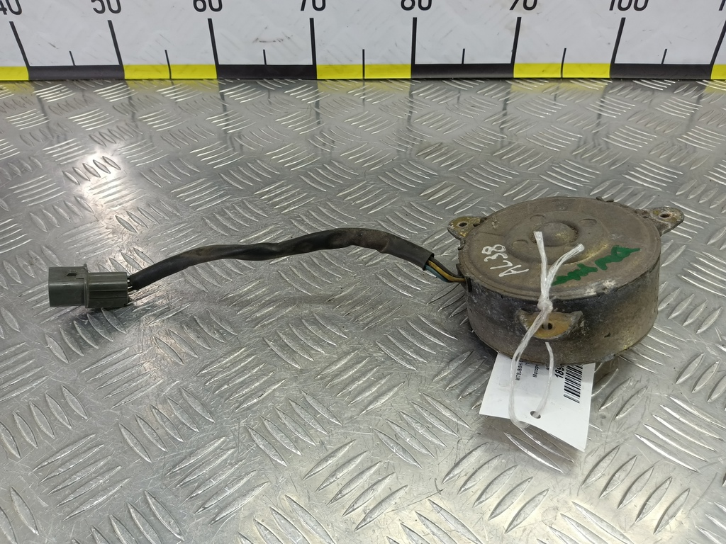 моторчик вентилятора MITSUBISHI CARISMA  MR914730, 980 рублей, Москва