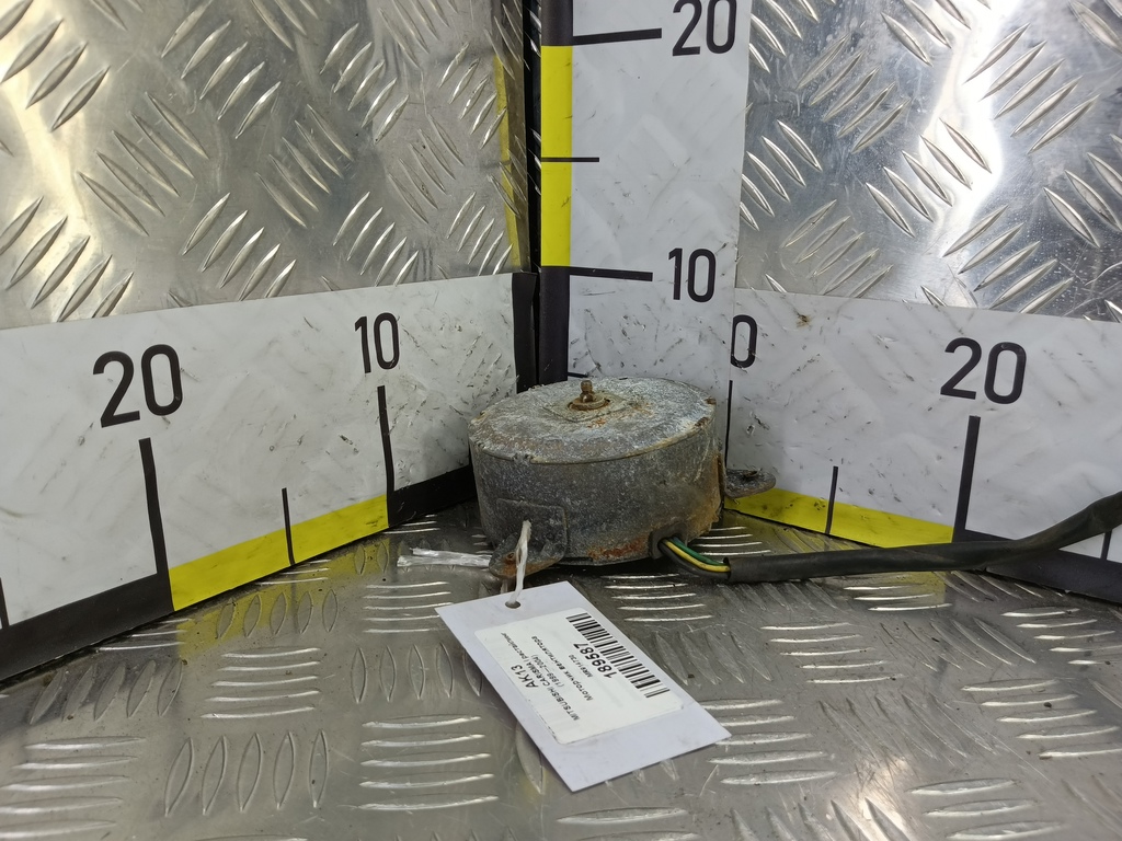 моторчик вентилятора MITSUBISHI CARISMA  MR914730, 980 рублей, Москва