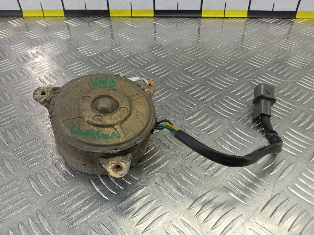 моторчик вентилятора MITSUBISHI CARISMA 1.8 GDI AT (122 л.с.)Carisma  I рестайлинг (1999—2004) Лифтбек MR914730, 980 рублей, Москва