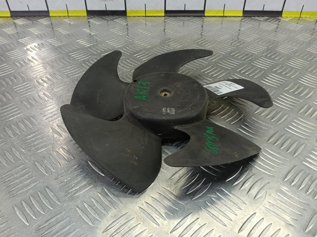 крыльчатка вентилятора MITSUBISHI CARISMA  MR914791, 520 рублей, Москва