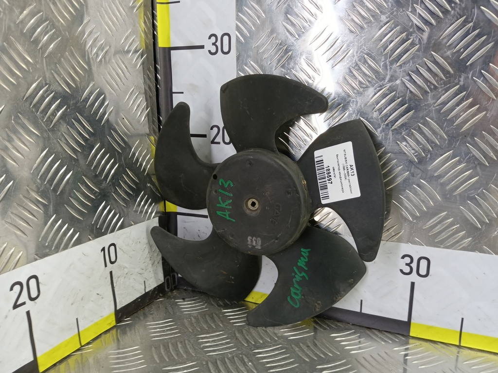 крыльчатка вентилятора MITSUBISHI CARISMA  MR914791, 520 рублей, Москва